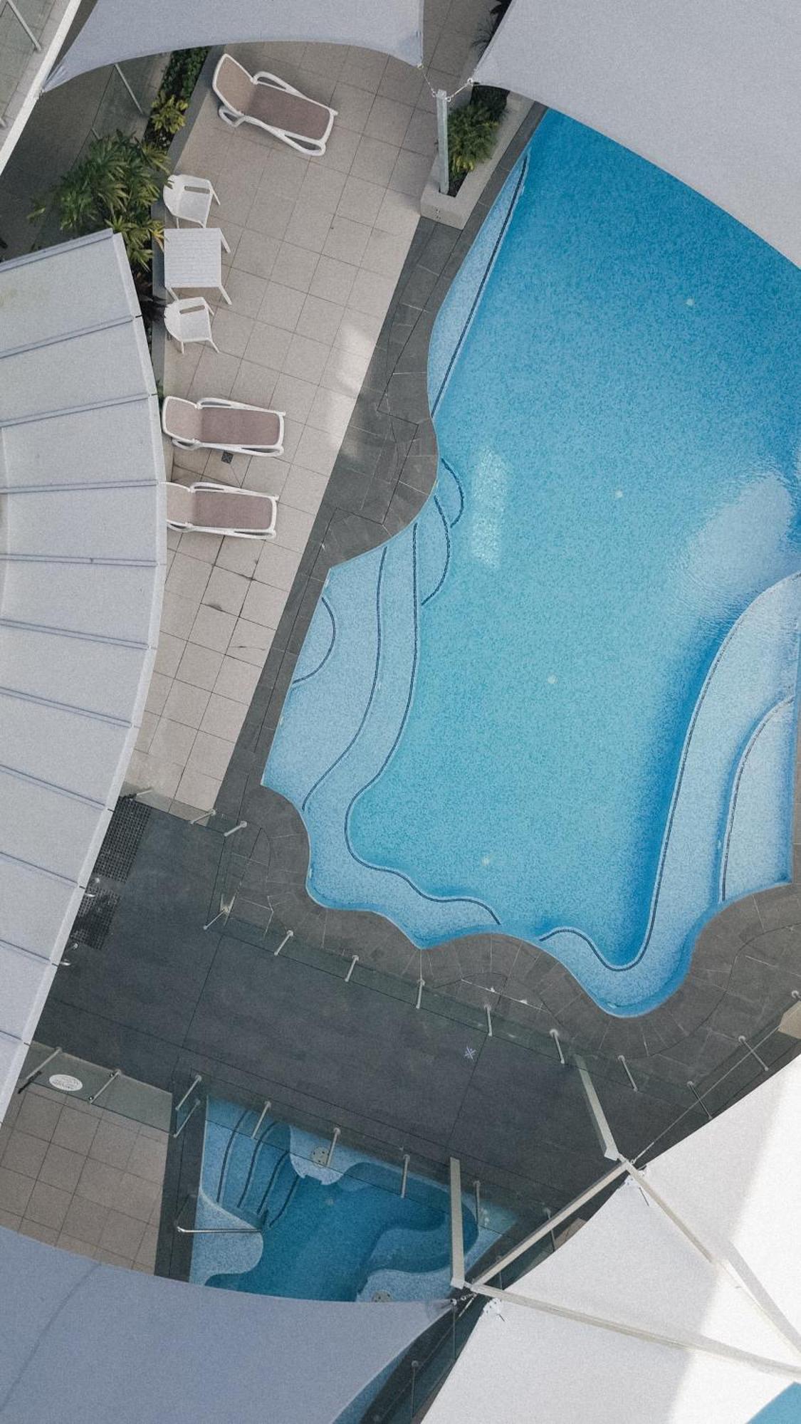 Rumba Beach Resort Caloundra Eksteriør billede